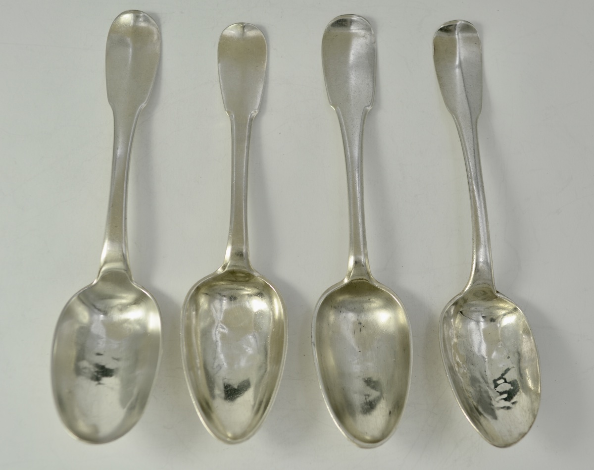 Cuillères en argent France XVIII siecle , quatre pieces. -photo-1