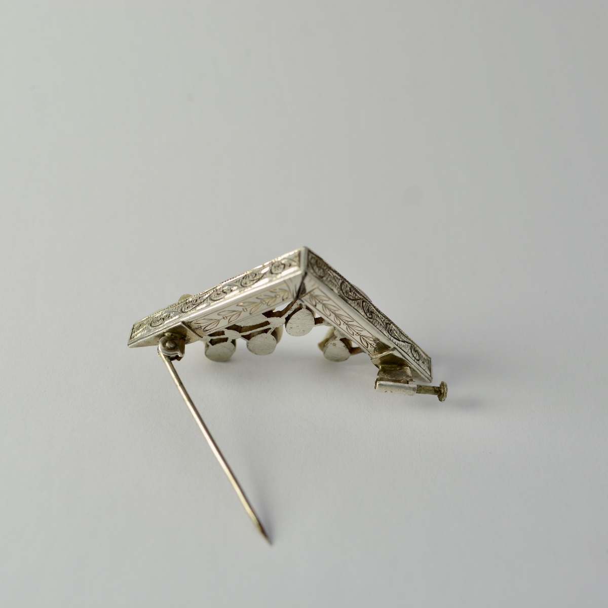 Broche en argent de style Art Nouveau – France, vers 1930-photo-4