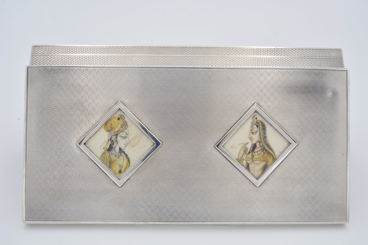 Silver Box And Medallions, India Circa 1900-photo-3
