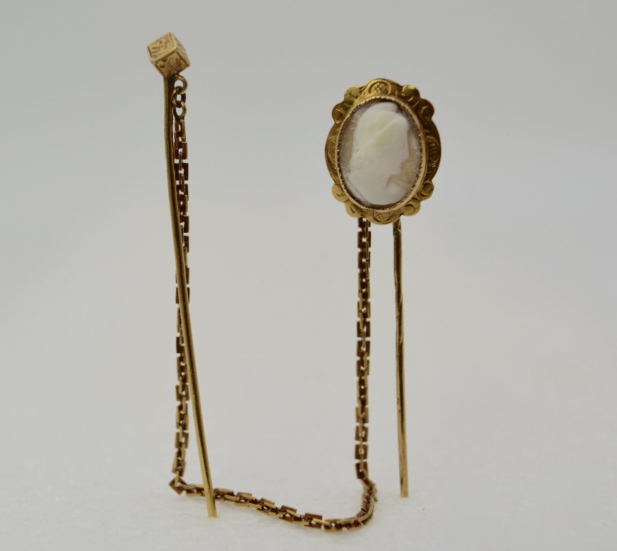 Double Pin In Gold, Cameo End Of The Eighteenth Century