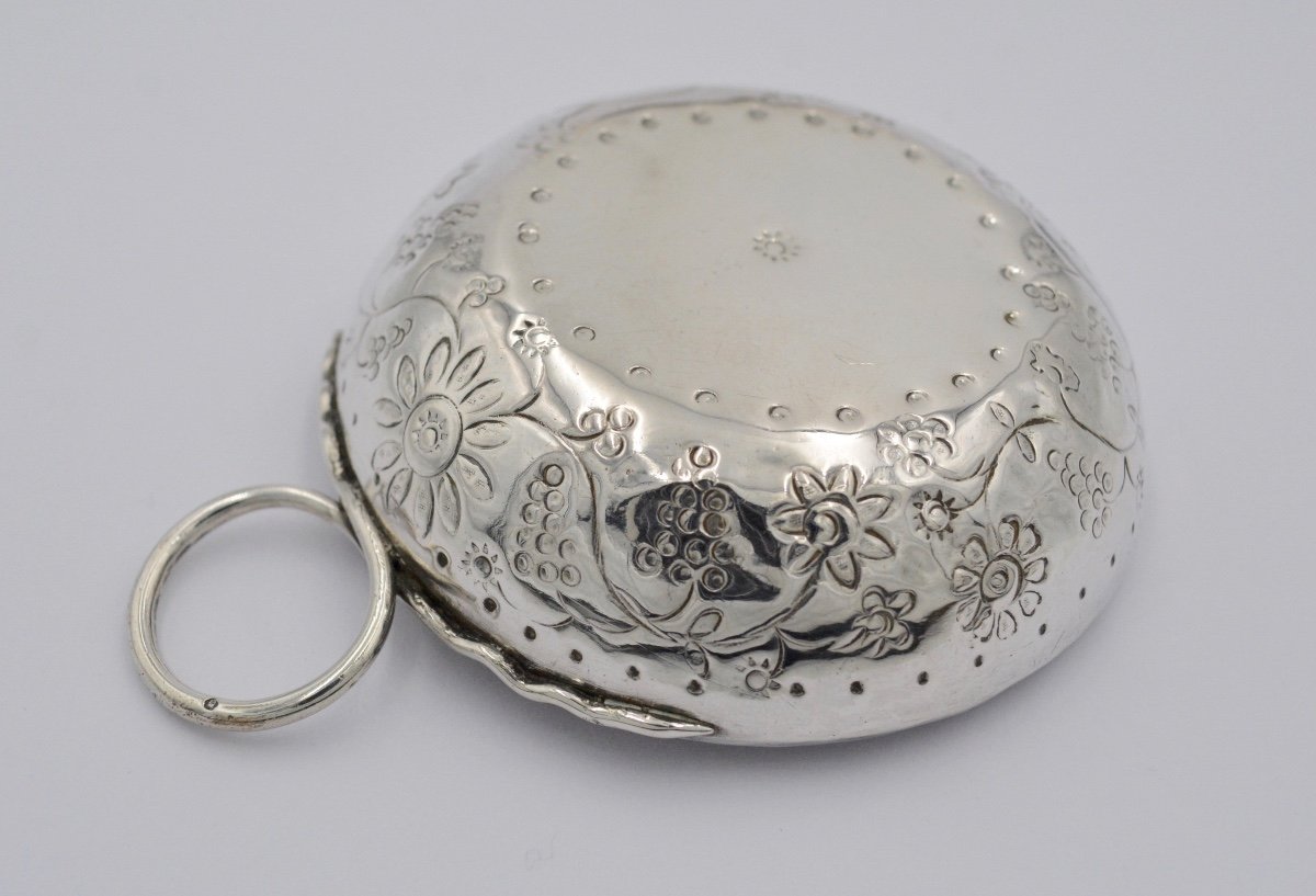 French Silver Wine Cup, 19th Century-photo-2
