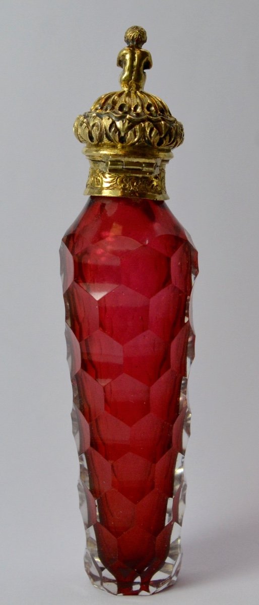 Cut Crystal Salt Flask, Vermeil Stopper-photo-3