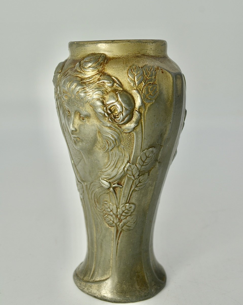 Art Nouveau. Vase En étain / George Flamand -photo-2