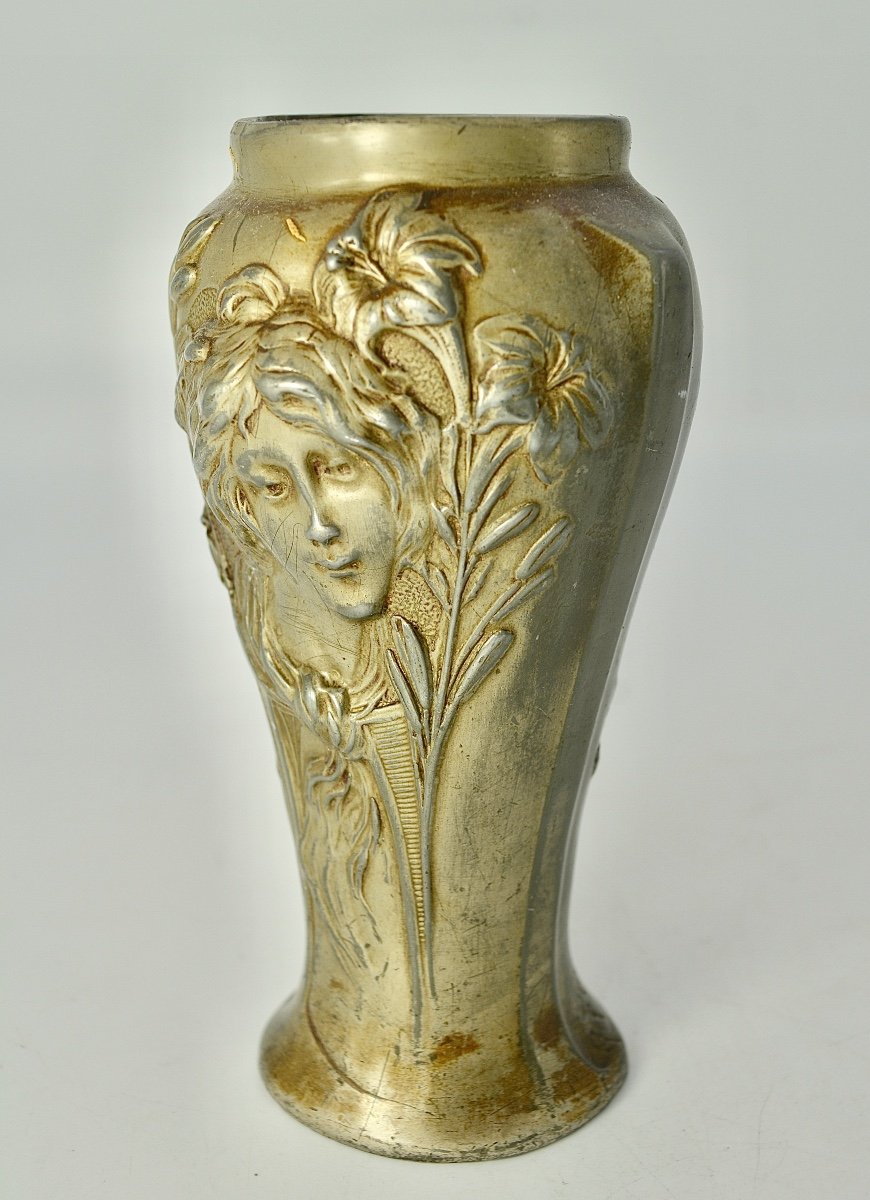 Art Nouveau. Vase En étain / George Flamand -photo-4