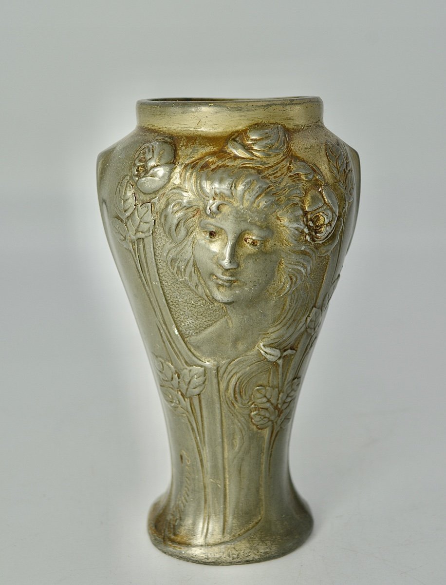 Art Nouveau. Vase En étain / George Flamand 