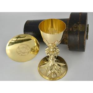 Chalice And Its Patene In Gilded Silver, France Circa 1870