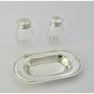 Christofle France. Salt And Pepper Servant In Silver And Glass.