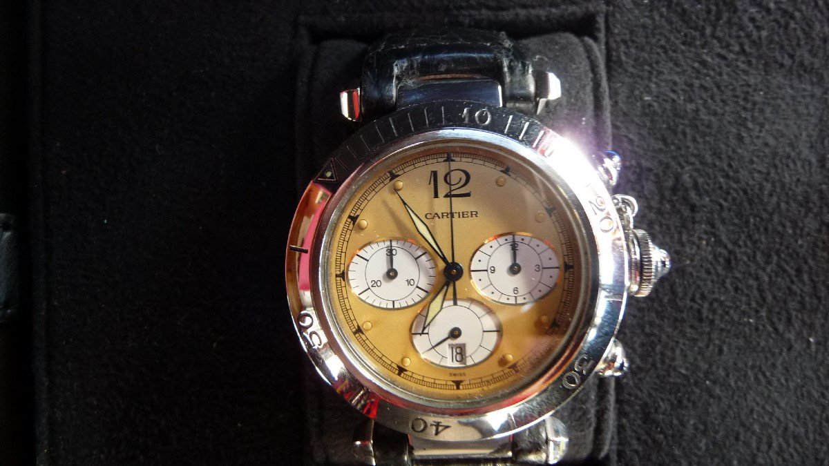 Cartier: Men's Chronograph Bracelet Watch, Pasha With Cartier Box And Papers