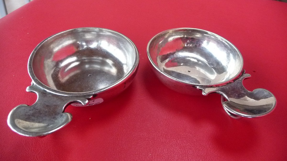 Paire De Tastevins En Argent Massif, d'époque Louis XV Datés: 1747