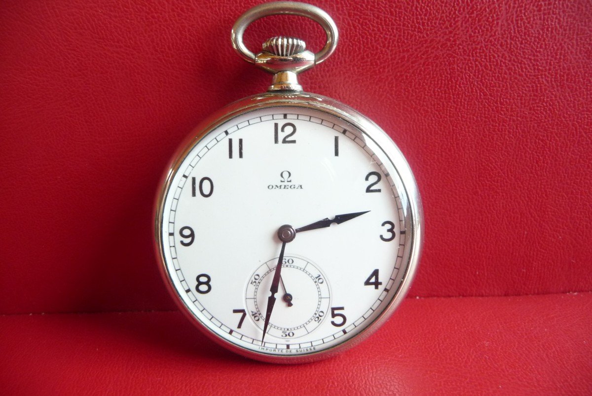 Omega: Omega Men's Watch, In Steel, Period And Art Deco Style, Circa 1930.