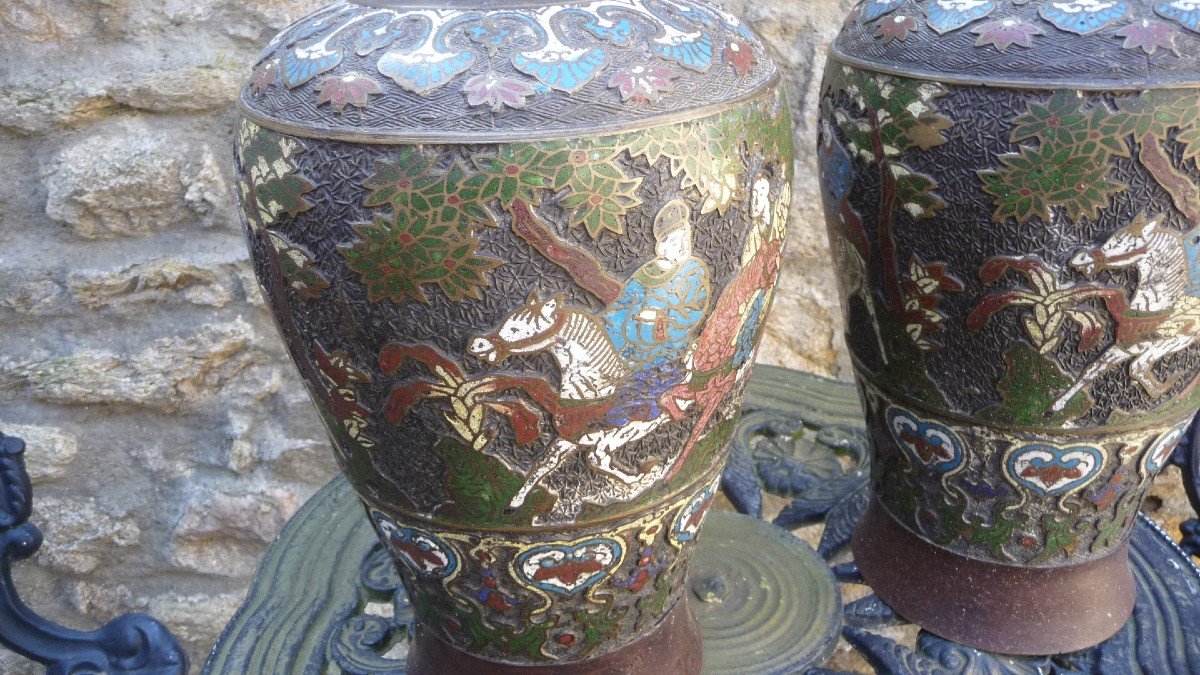 Important Pair Of Japanese Cloisonné Vases, Decorated With Riders, 19th Century-photo-3