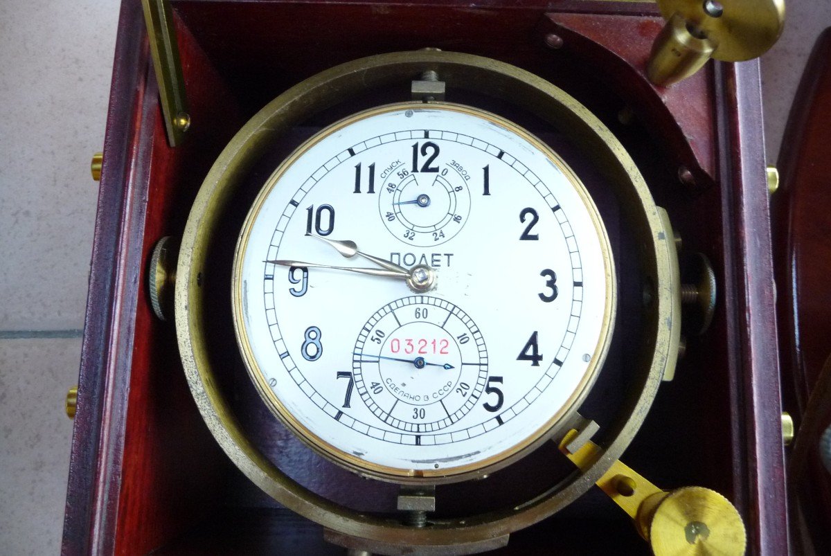 Chronomètre De Marine Russe Avec Boitier Et Double Boitier En Acajou. Milieu Du XXéme Siècle-photo-4