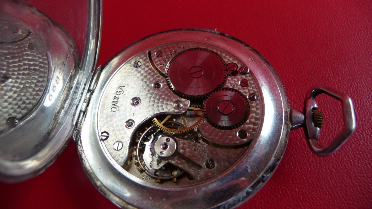 OMEGA : Montre de gousset Oméga en argent. Armoiries avec couronne comtale, vers 1920.-photo-4