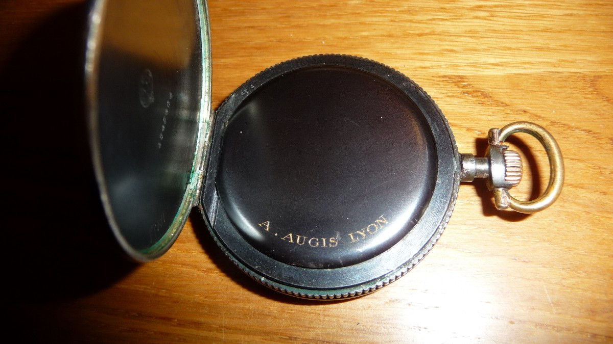 OMEGA: Montre de gousset de marque Oméga en acer bruni et laiton doré, d'époque 1900.-photo-2