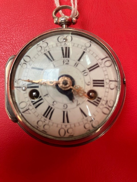  Montre oignon à sonnerie alarme  en argent, d'époque Louis XV, de (Debeu à Paris)