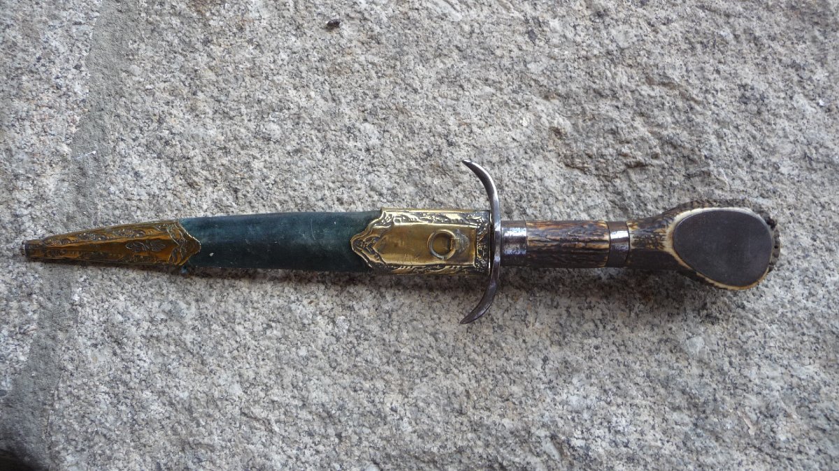 Dague de Chasse ou de vènerie avec la poignée en corne sculptée, époque XIXème-photo-2