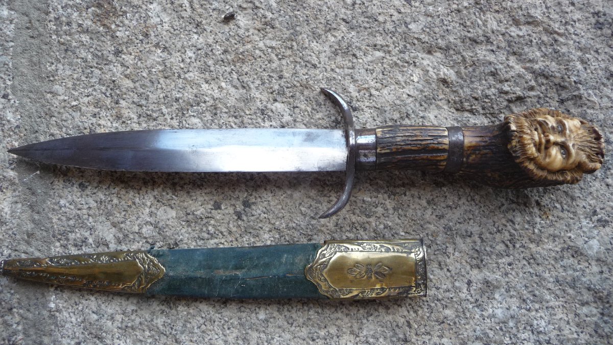 Dague de Chasse ou de vènerie avec la poignée en corne sculptée, époque XIXème-photo-4