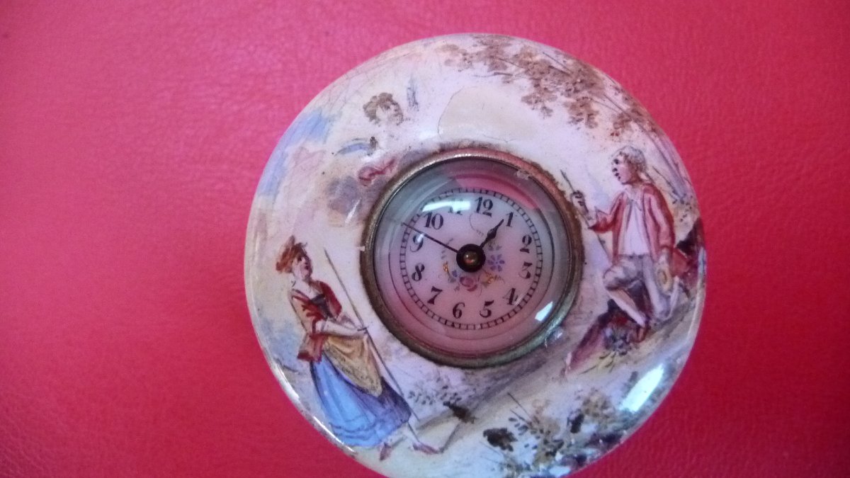 (Tabatière montre) entièrement émaillée, travail Viennois, époque napoléon III.-photo-2