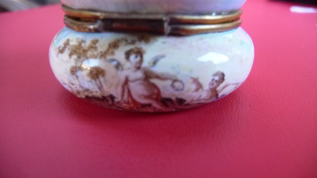 (Tabatière montre) entièrement émaillée, travail Viennois, époque napoléon III.-photo-3