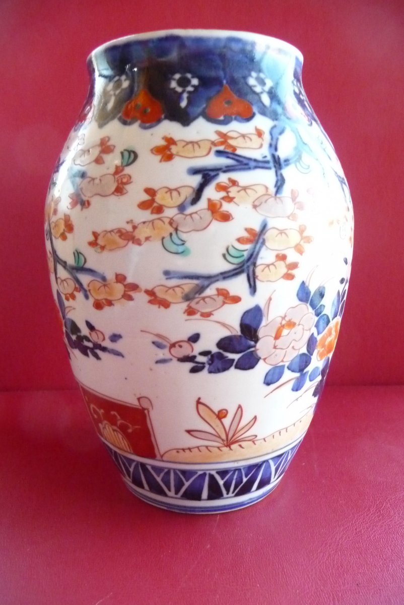 IMARI, Vase En Porcelaine  Japon XIXème.-photo-2