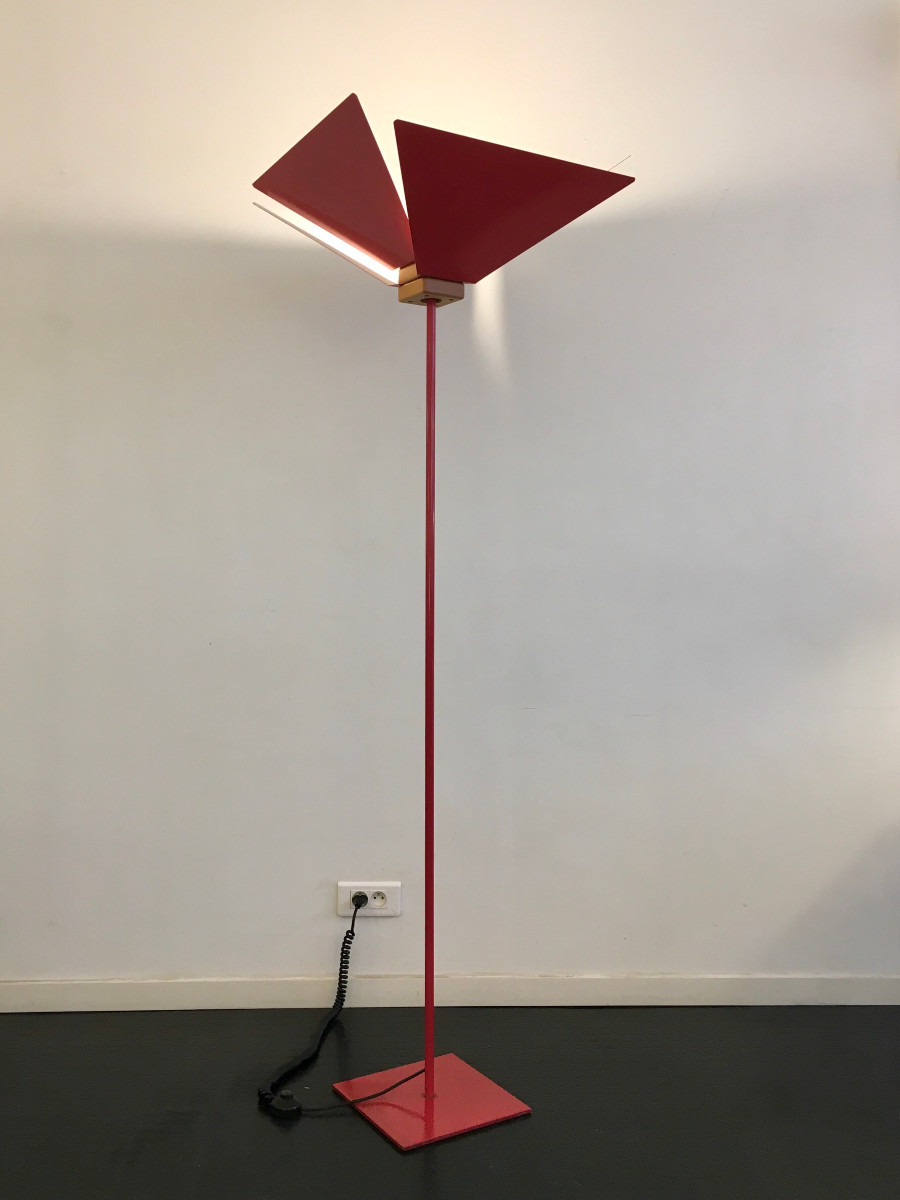 Important lampadaire  Kazuko, design de De Pas, D'urbino et Lomazzi (DDL studio