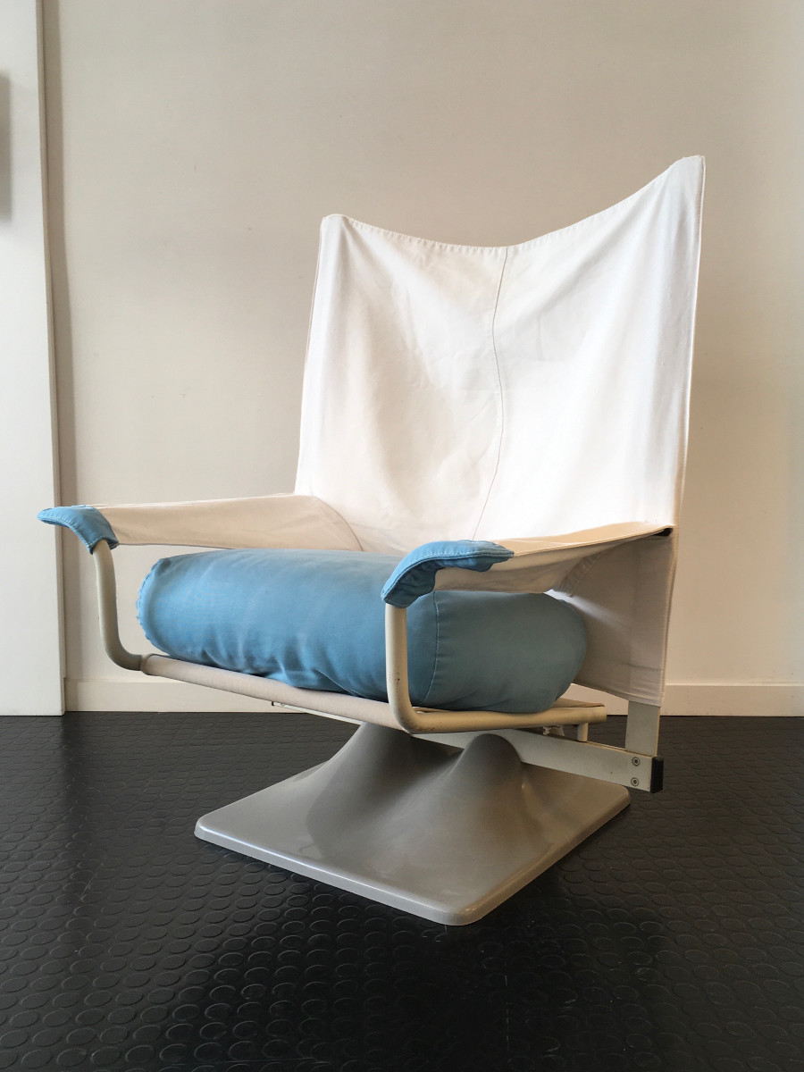 Cassina modèle 6503 "AEO"