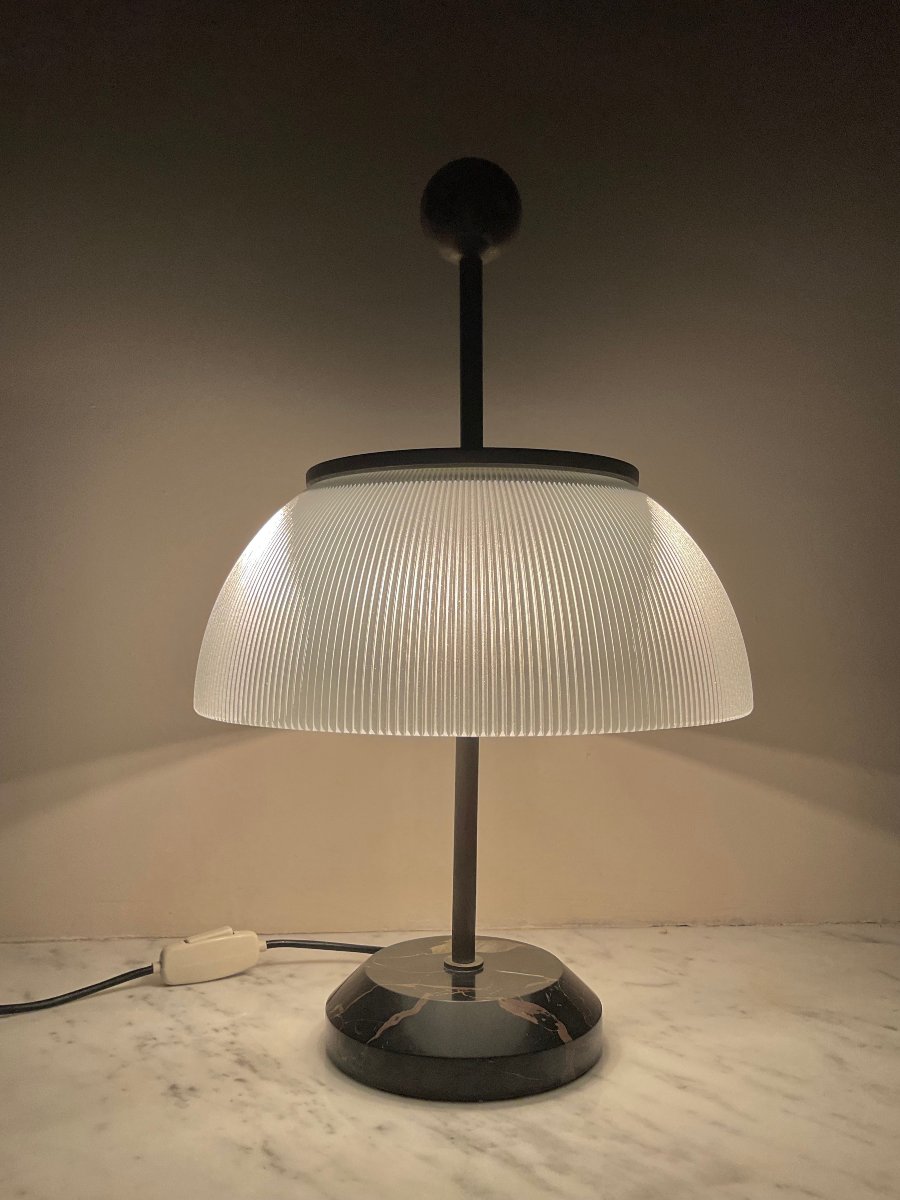 Alfa Artemide Lamp