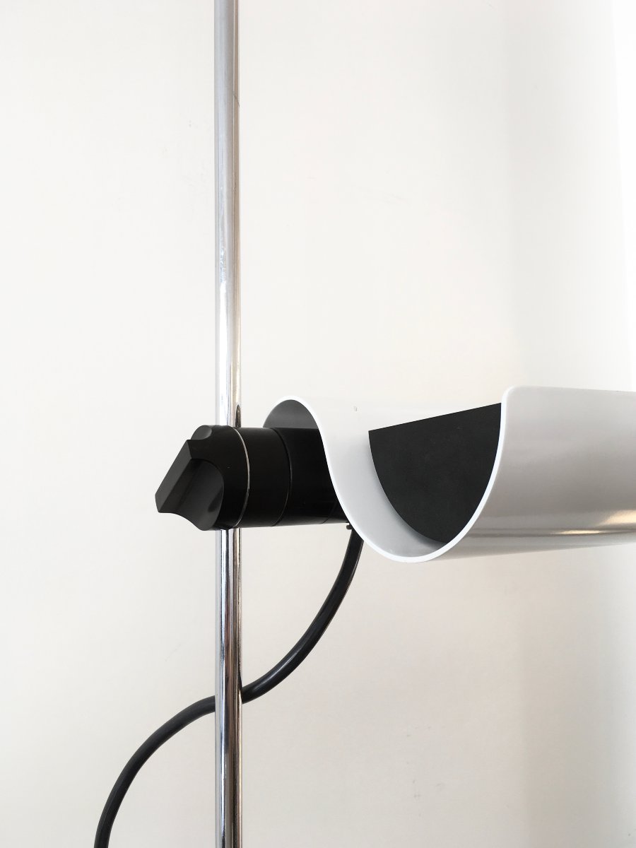 Dim 333 Floor Lamp By Vico Magistretti-photo-2