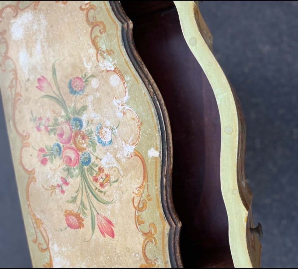 Lacquered Commode With Mirror, 20th Century-photo-4