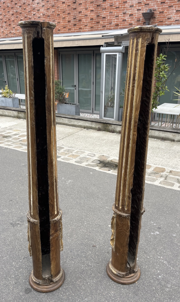 Pair Of Late 18th Century Columns In Patinated And Gilded Wood, Louis XVI Style -photo-2