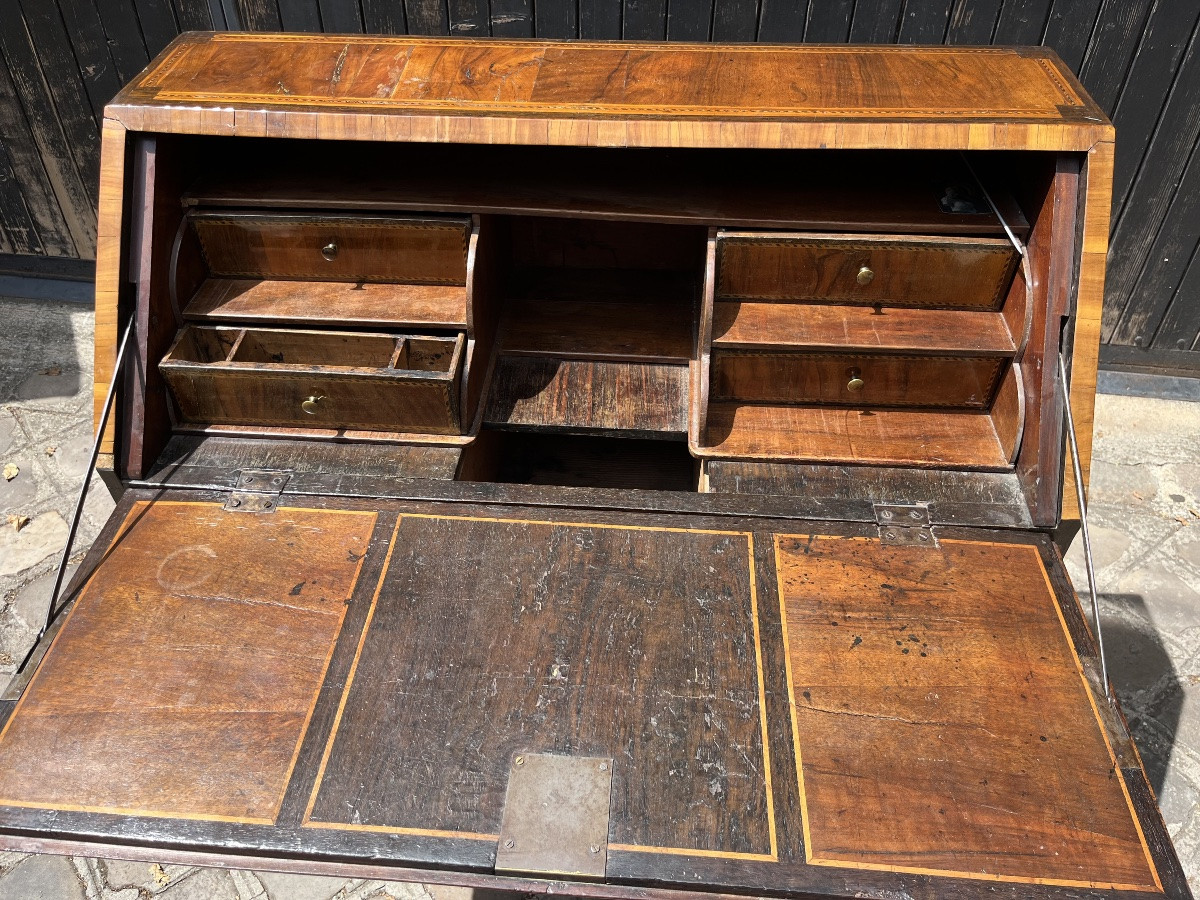 Louis XVI Period Scribe, Probably From Eastern France, 18th Century -photo-3