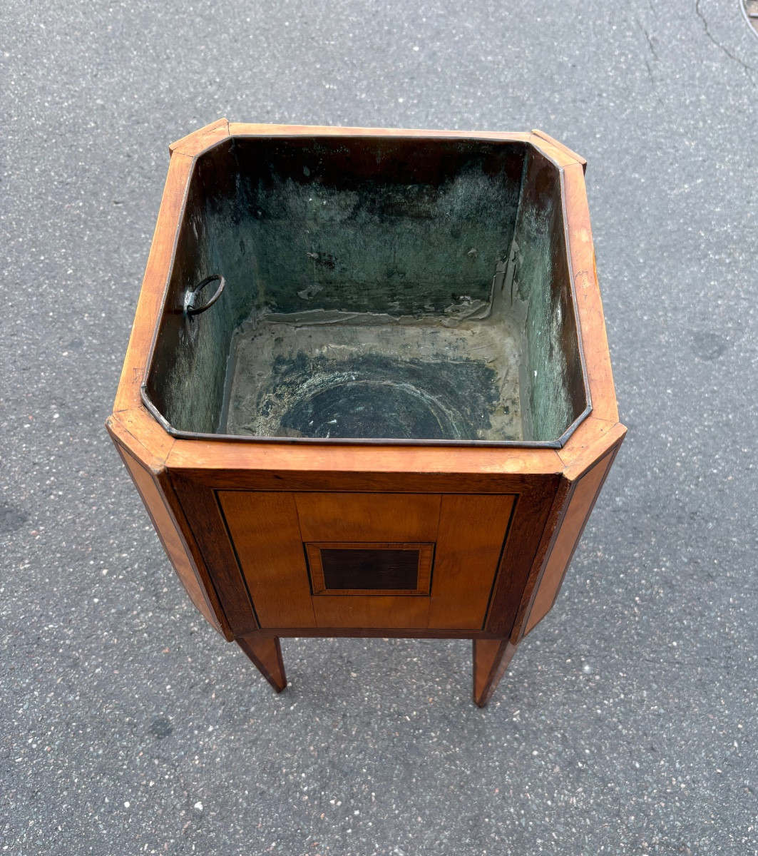 19th Century Square Marquetry Planter On Holland Foot -photo-2