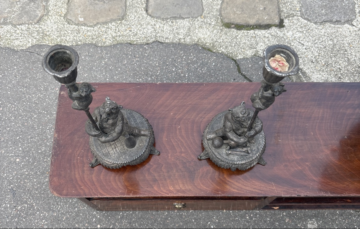 Pair Of 19th Century Spelter Candlesticks: Bears Playing With Cats -photo-1
