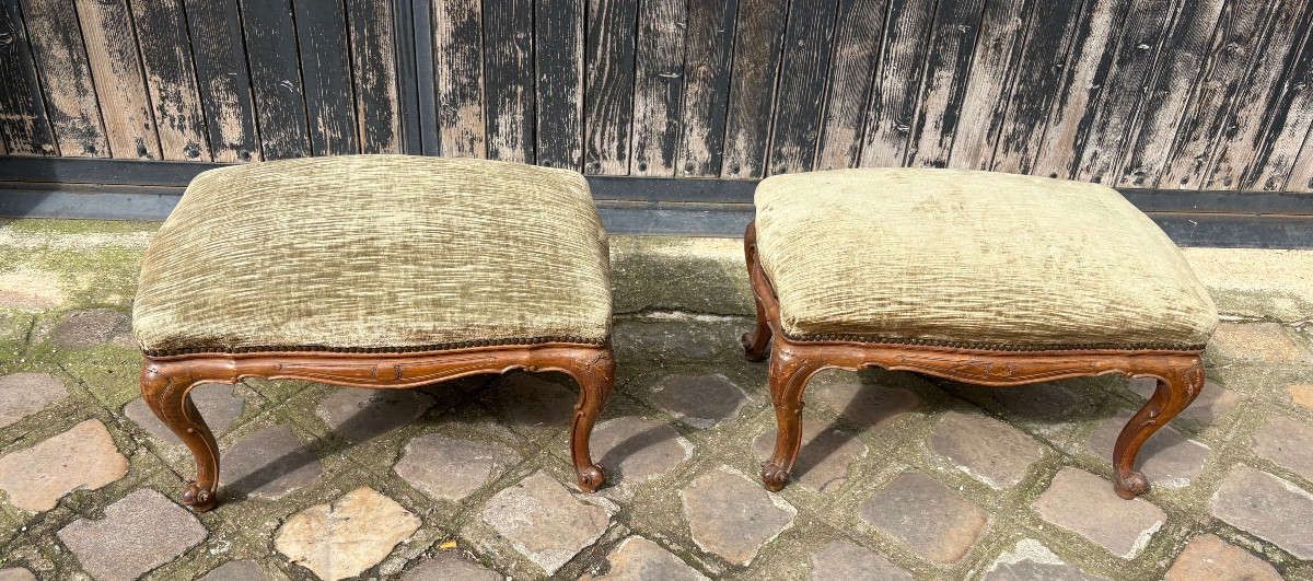 Paire de tabourets  noyer style Louis XV noyer début  XX EME