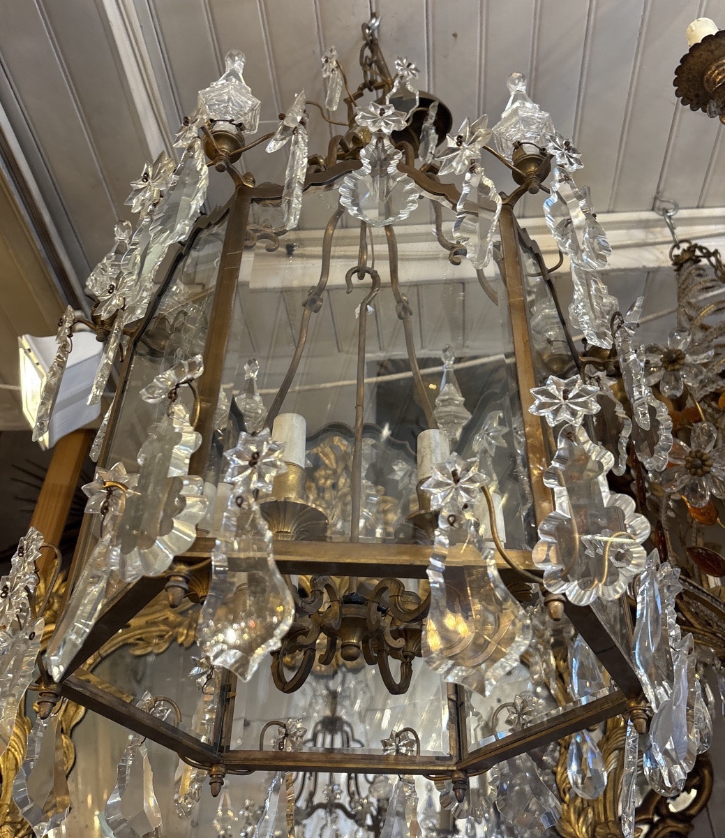 Lanterne de style Louis XV 6 lumières à 6 pans  bronze  habillée de pampilles et poignard -photo-1