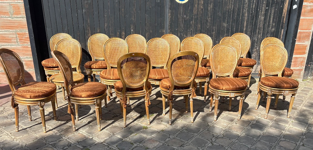 Ensemble de 18 chaises cannées style Louis  XVI  XX EME patinées et dorées de style -photo-3