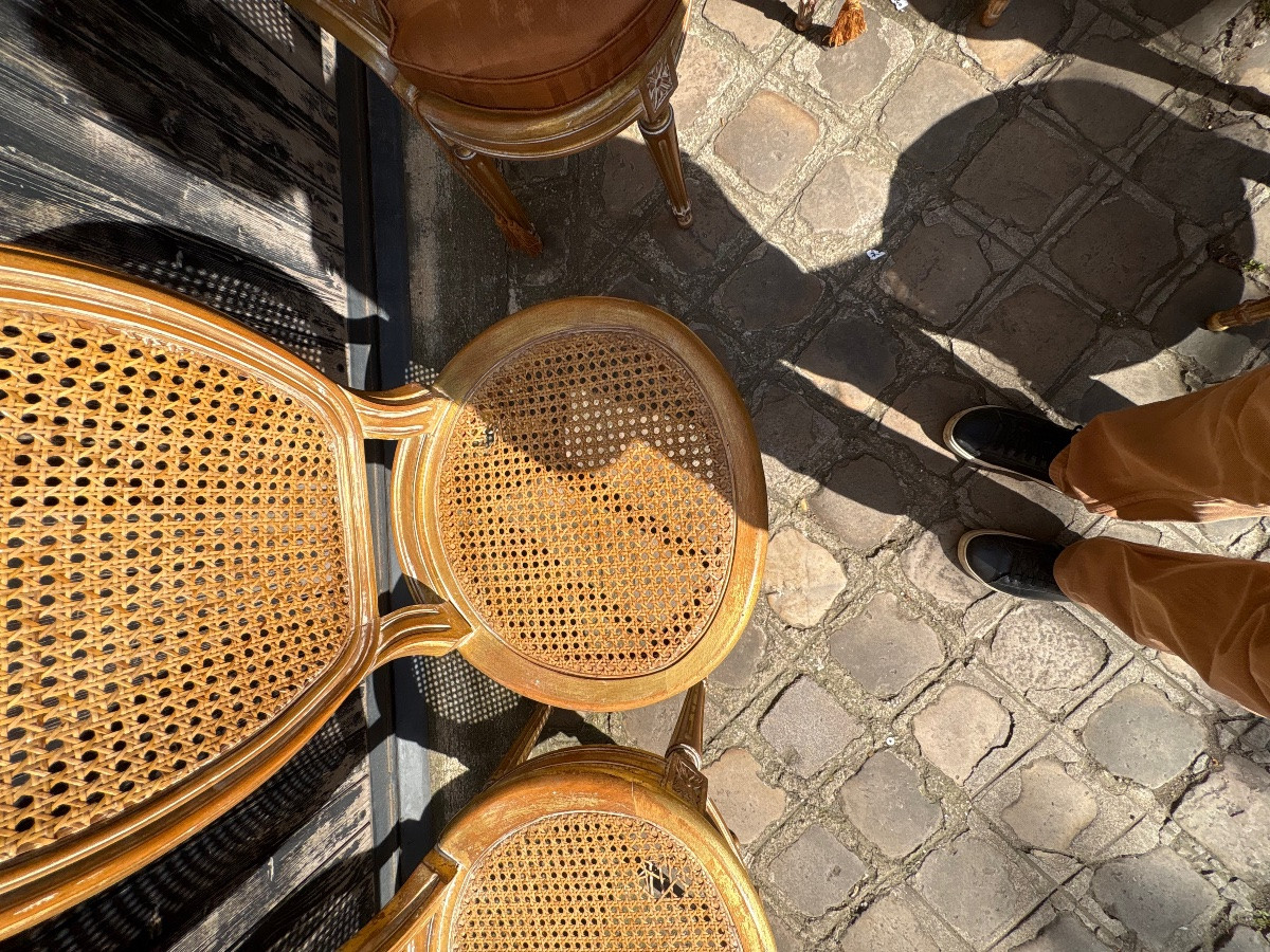 Ensemble de 18 chaises cannées style Louis  XVI  XX EME patinées et dorées de style -photo-3