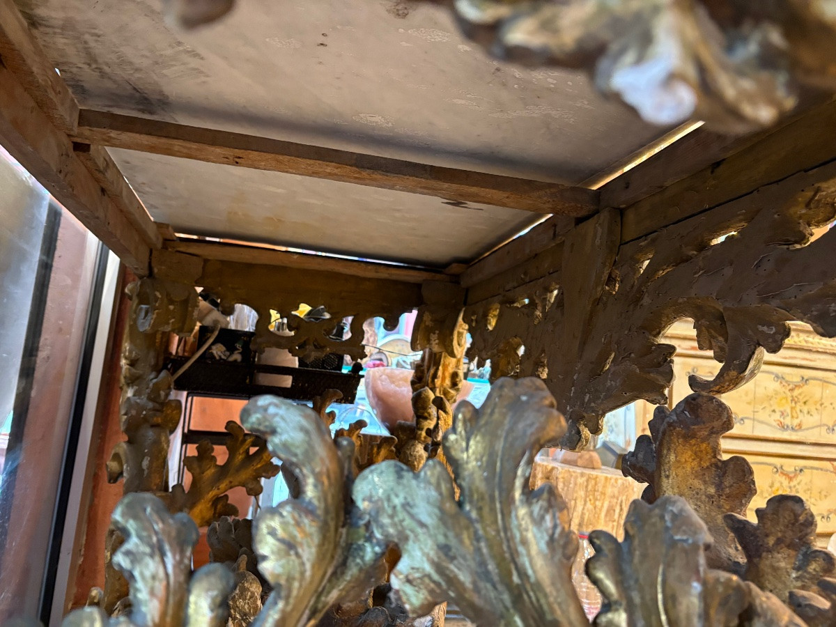 Early 18th Century Italian Baroque Console With Antique Patina And Gilding, Marble Top-photo-5