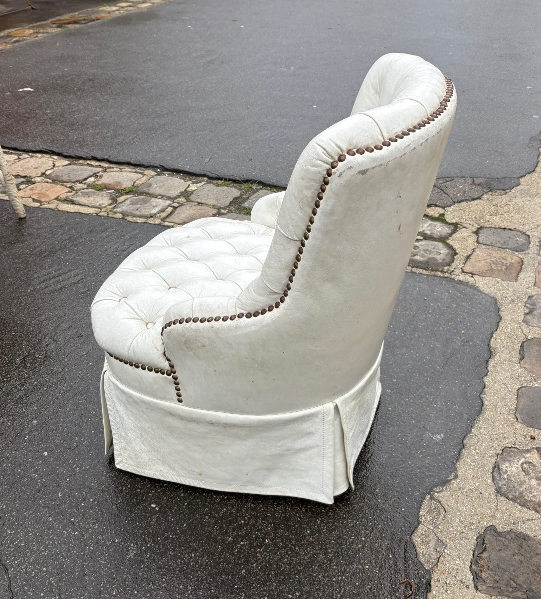 Fireside Chair In White Buttoned Leather Late XIX Eme-photo-3