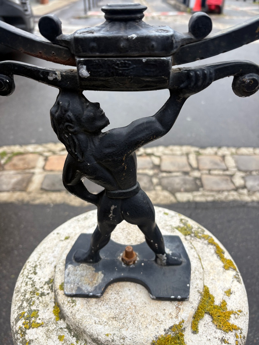 Danish Sundial In Patinated Iron On Reconstituted Stone Column XX Eme Siecle-photo-4
