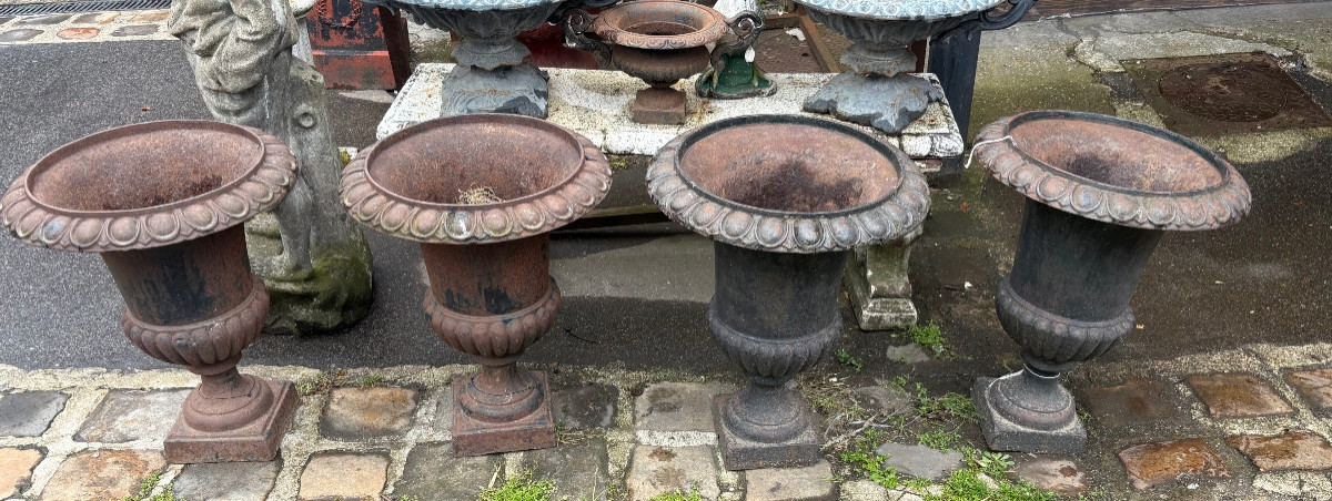 Série de 4 vases Médicis en fonte de fer fin XIX /début XX EME -photo-4