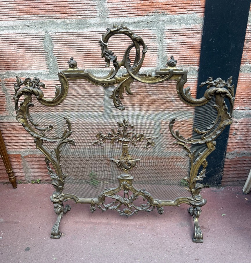 Pare feu en bronze fin XIX EME style  Louis  XV  
