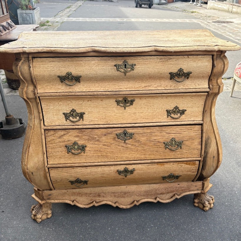 Petite commode hollandaise Chene XIX EME façade galbée 4 tiroirs 