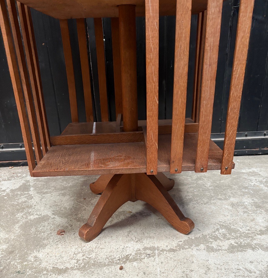 Early XXth Century 2-storey Oak Revolving Bookcase-photo-2