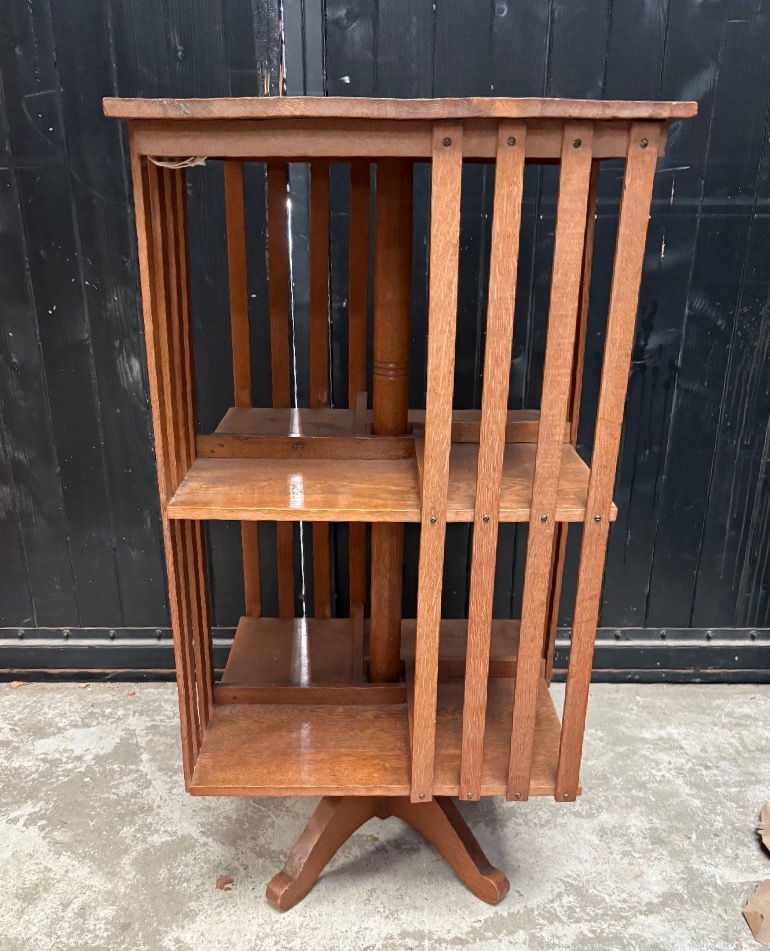 Early XXth Century 2-storey Oak Revolving Bookcase-photo-3