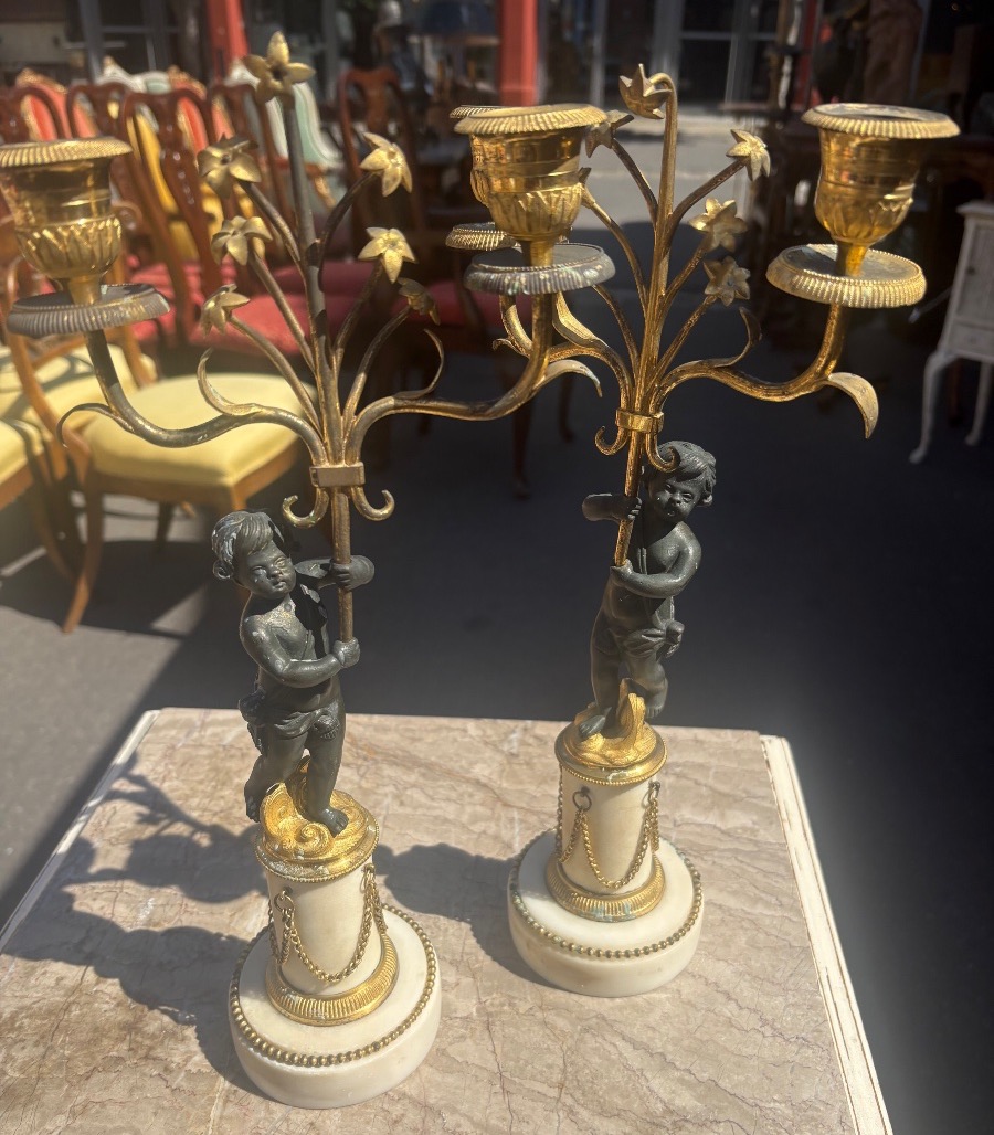 Paire de candélabres en bronze doré et patine brune  FIN  XVIII 