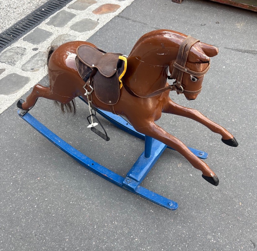 19th-century Painted Wooden Rocking Horse From Holland -photo-3