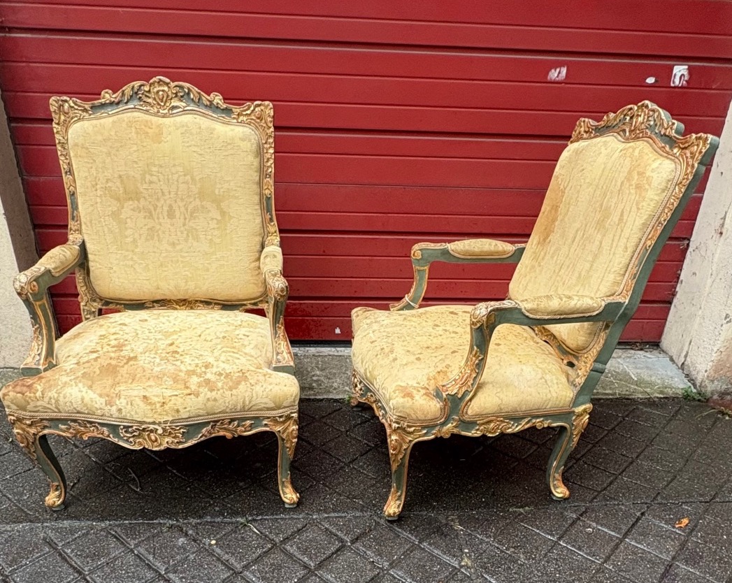 Paire de fauteuils de style régence en bois sculpté et patiné  XIX EME  -photo-4