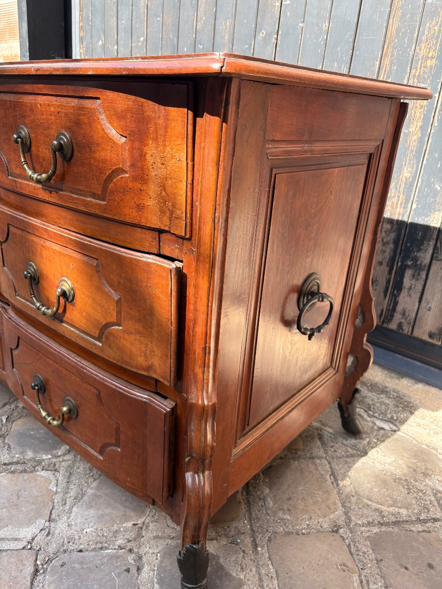 Commode en noyer dite Mazarine début XVIII sud ouest éléments en bronze -photo-3
