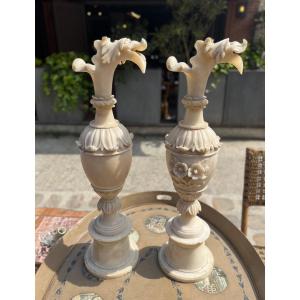 Paire De Vases à Bec Verseur En Albâtre, Italie, XIXe Siècle 